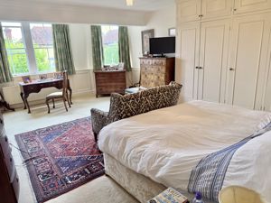 Photo 5- click for photo gallery